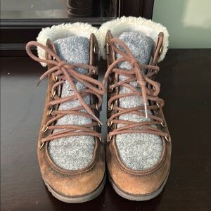 Sorel Brown and Gray Winter Boots with Lace-Up Design